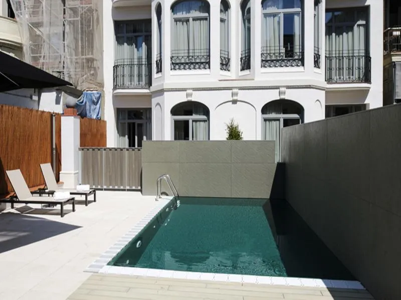 Pool, Catalonia Passeig de Gracia, Barcelona