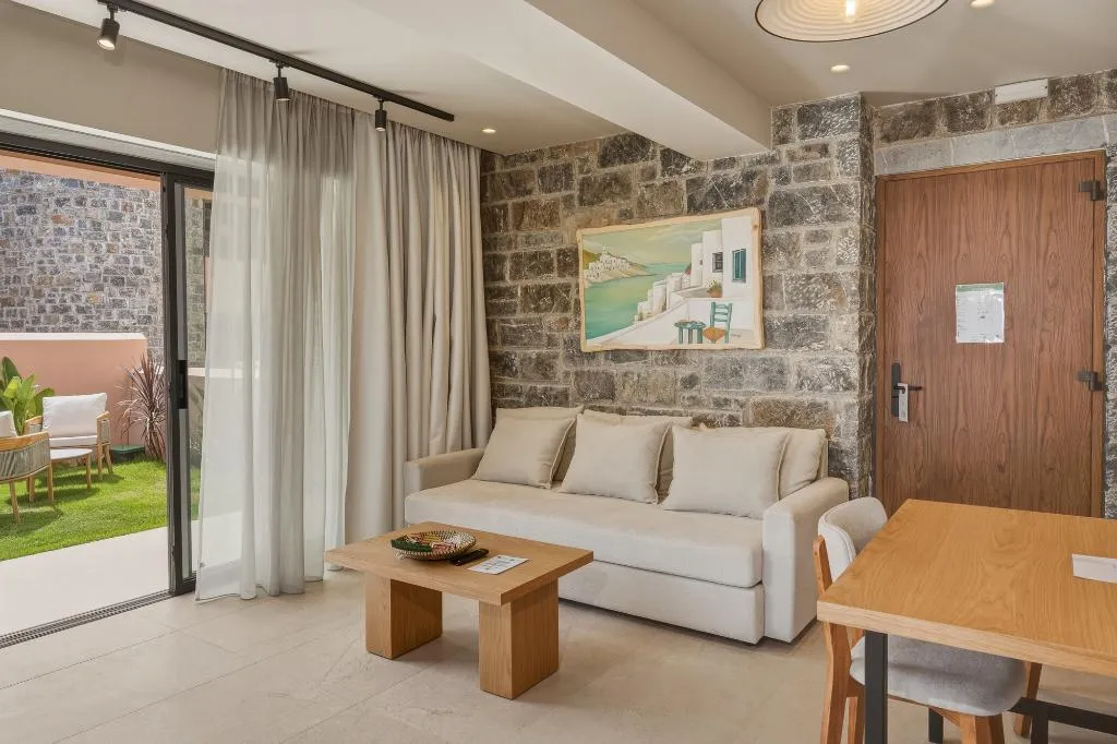 VILLA FOUR BEDROOMS Room, Volta Seaside Boutique Hotel, Crete