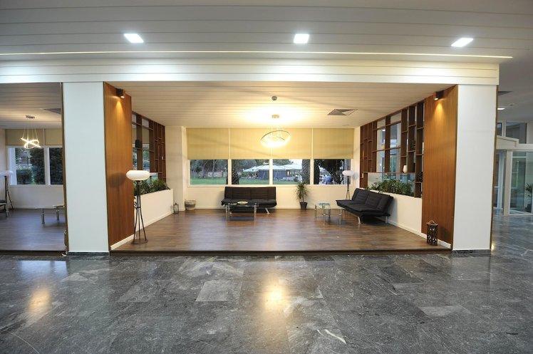 Evia Riviera Resort, Athens