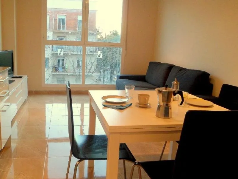 Room, Realrent Jardines de Viveros, Valencia