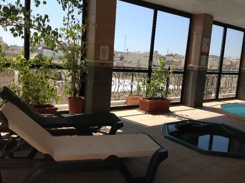 Pool, The Windsor Hotel, Malta