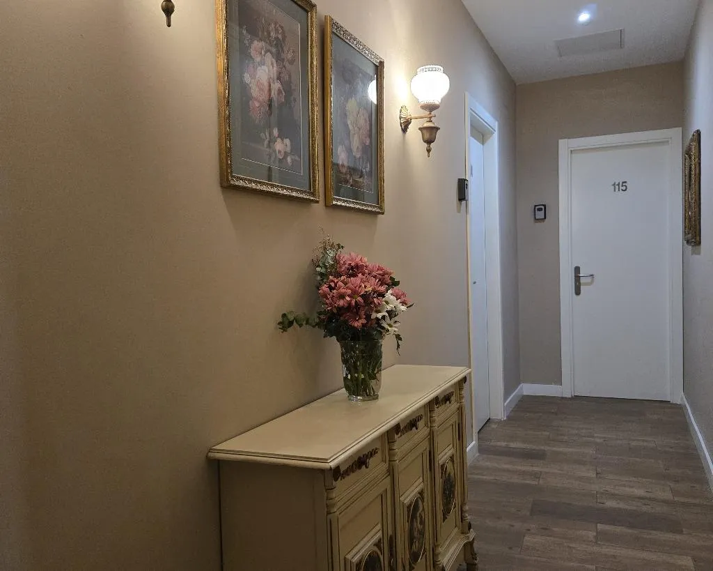 Lobby, El Palacete De La Almudayna, Madrid