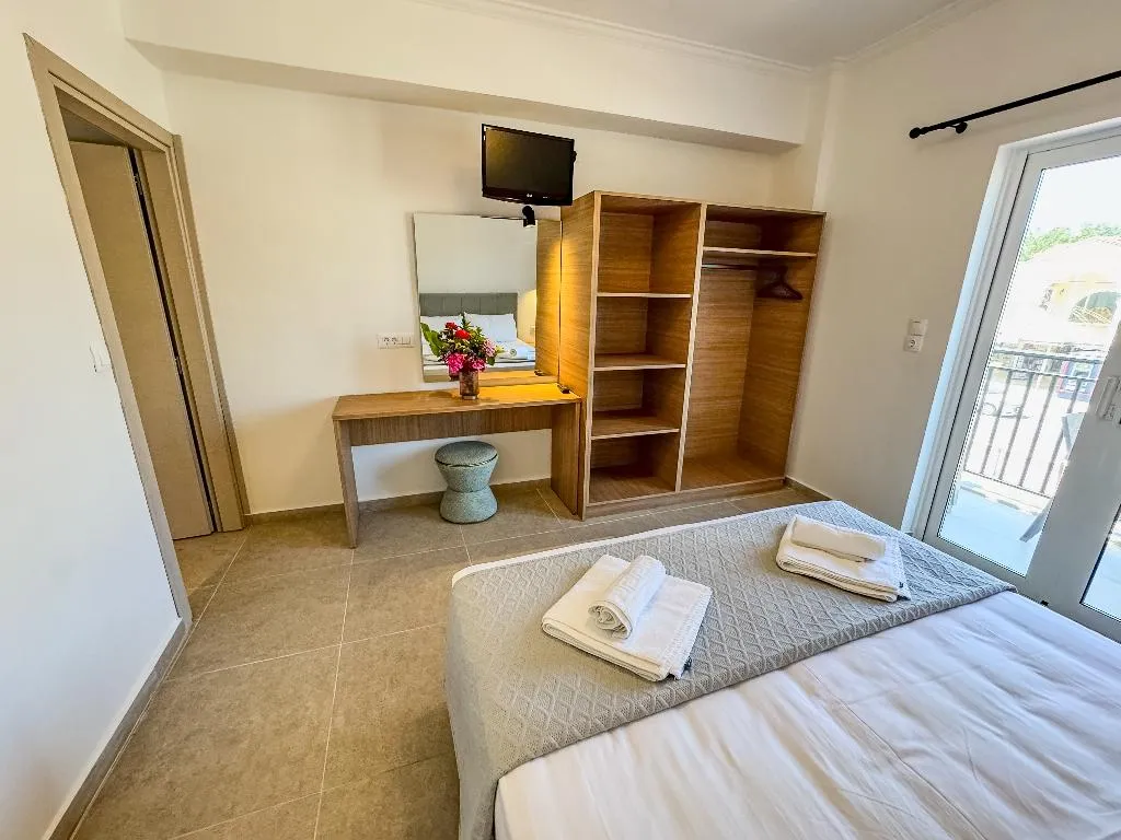 APARTMENT ONE BEDROOM Room, Athina Apts, Zante