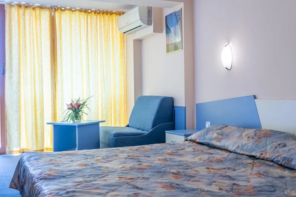 SINGLE PARK VIEW Room, Nessebar Beach hotel, Bourgas