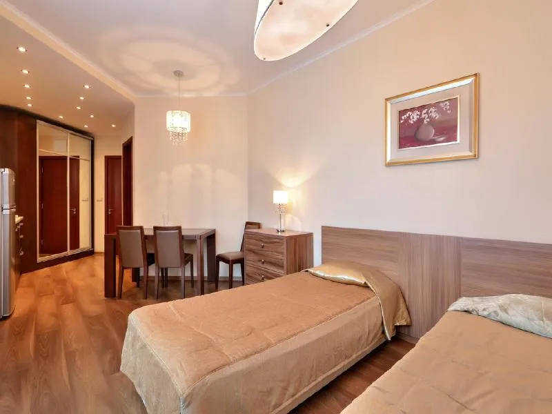 Room, Golden Line, Varna