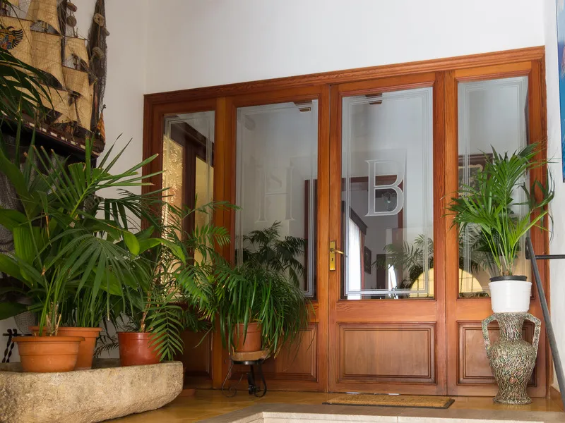 Lobby, Baronia, Majorca