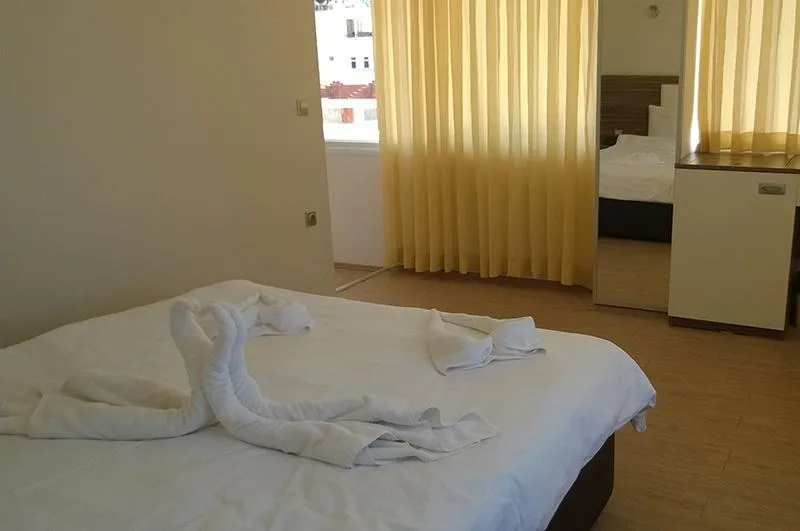 Room, Dogan Paradise Beach Hotel, Izmir