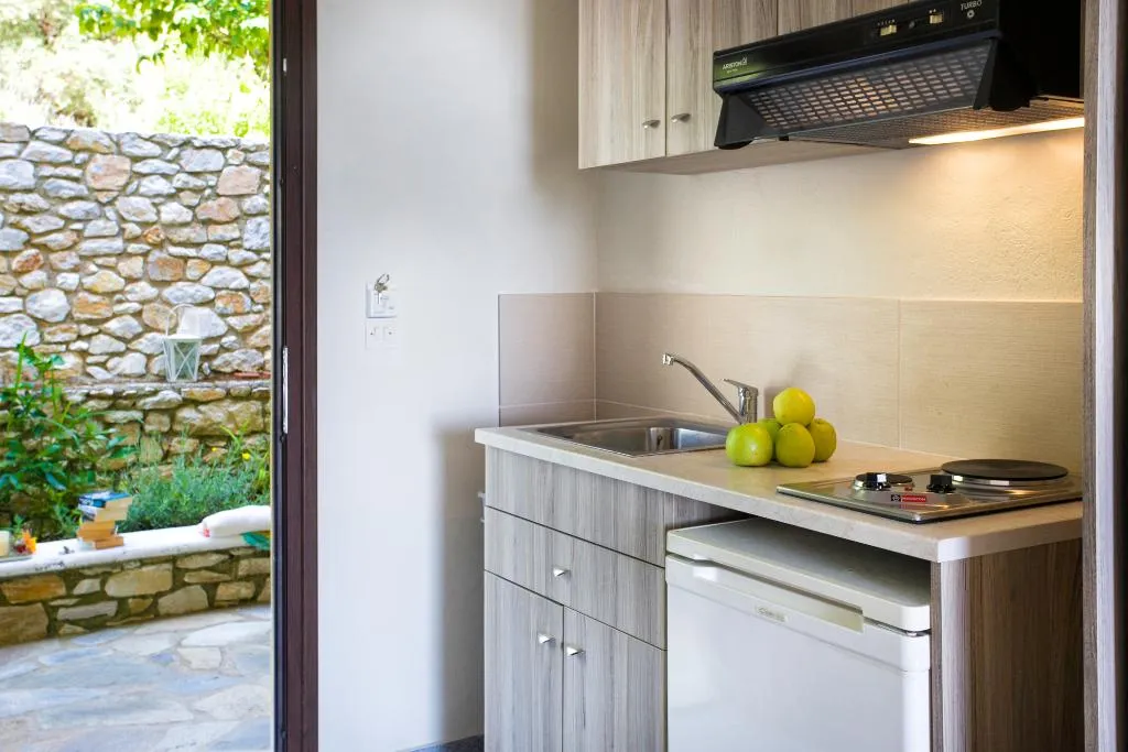 TRIPLE SUPERIOR Room, Blue Horizon Studios, Skiathos