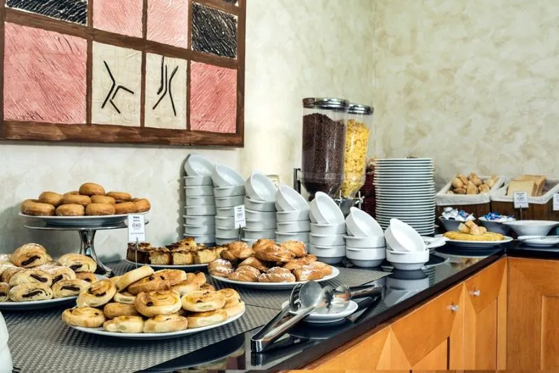 Restaurant, Exe Gran Hotel Almenar, Madrid