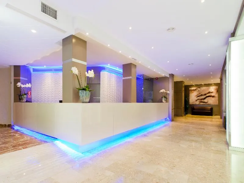 Lobby, Globales America, Majorca