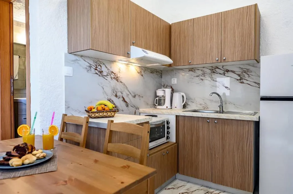 STUDIO STANDARD Room, Zervakis Apartments, Crete