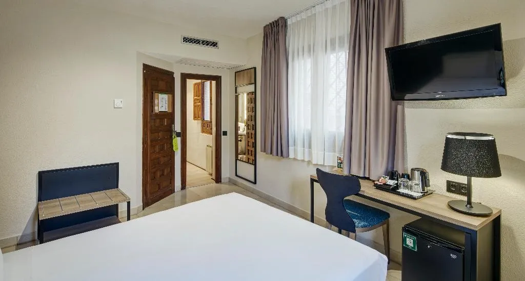 DOUBLE SINGLE USE CLASSIC Room, Sercotel Alfonso VI, Madrid