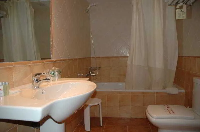 Room, Supermolina, Costa Brava