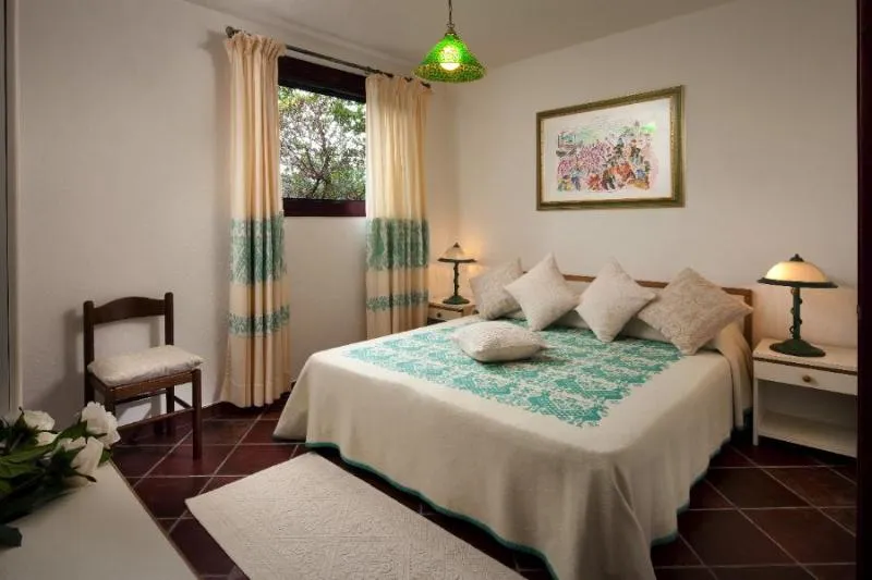 APARTMENT CAPACITY 4 ONE BEDROOM Room, Appartamenti Villa Sa Prama - I Graniti - Il Mirto, Olbia