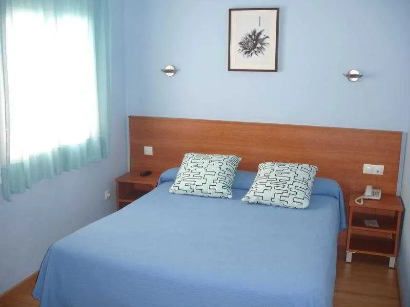 Room, Tolosa, Costa Dorada