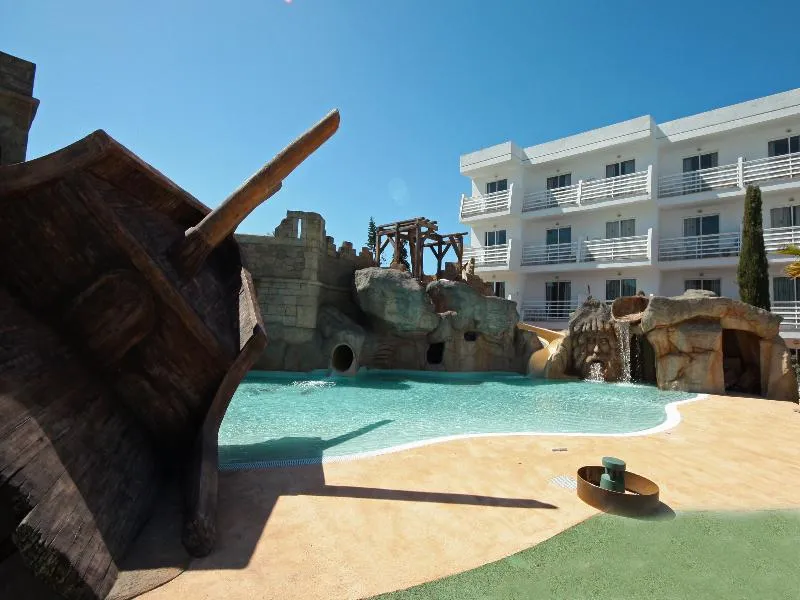 Pool, Pirates Village, Majorca