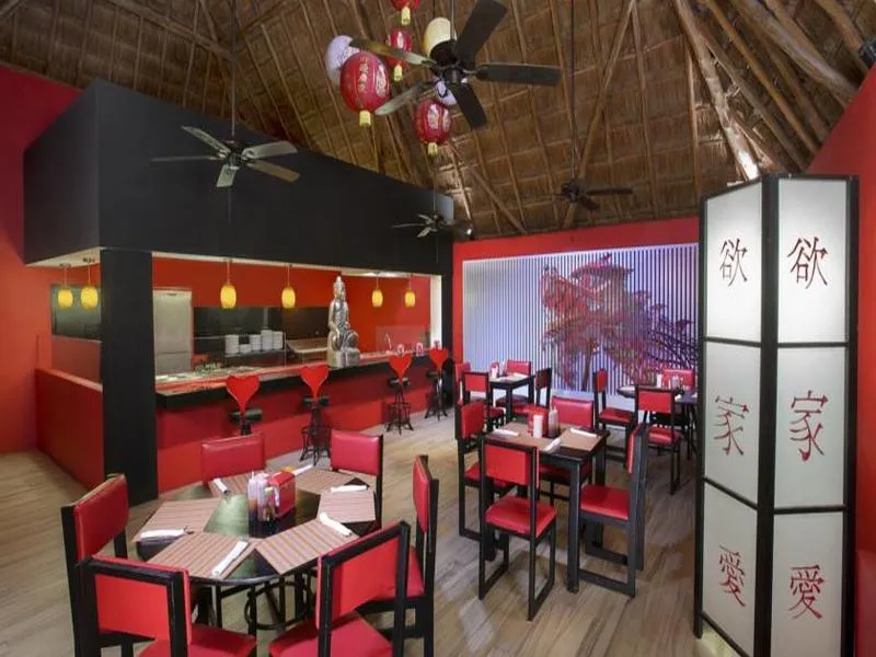 Restaurant, The Pyramid Cancun by Oasis, Cancun Area