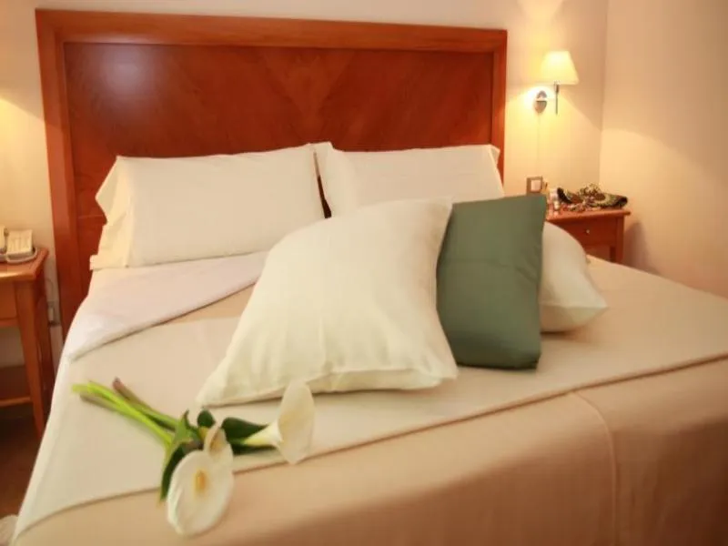 DOUBLE STANDARD Room, Geovillage Olbia Sport & Convention Resort, Olbia
