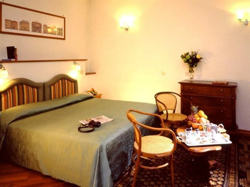 Room, Tiziano, Rome