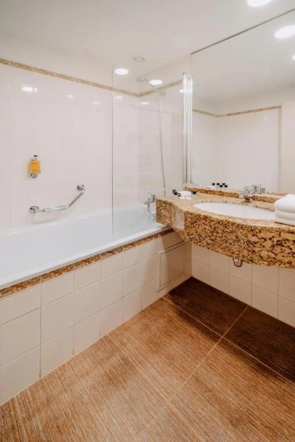 Room, Plaza Boutique Hotel, Prague