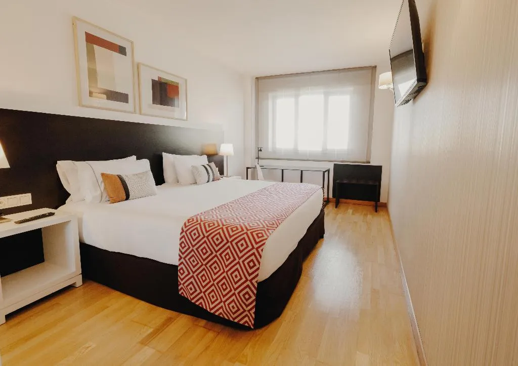 Room, Rafaelhoteles Atocha, Madrid