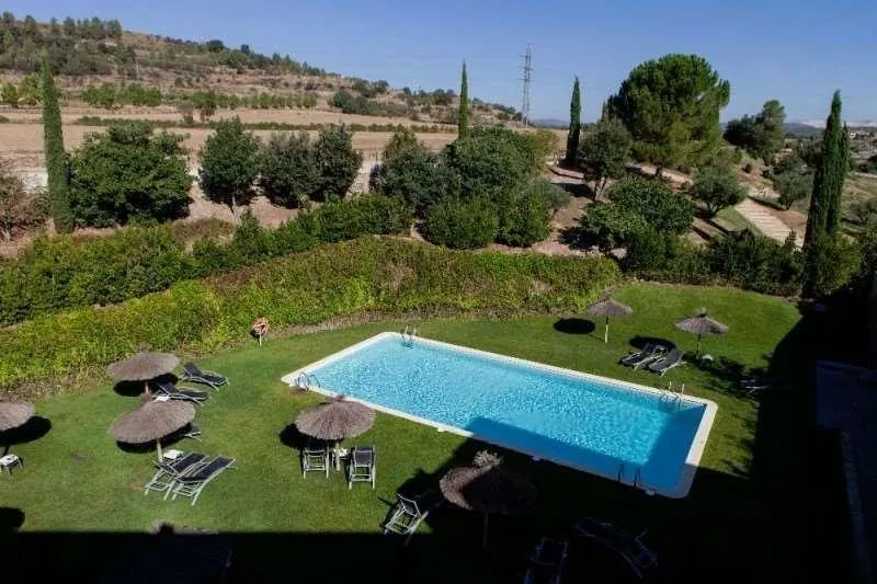 Pool, Mon St Benet, Barcelona