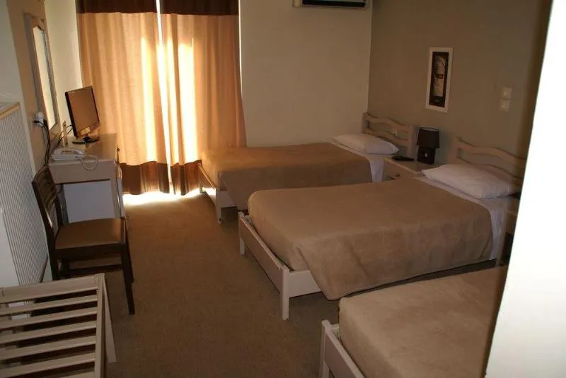 Room, Yria, Zante