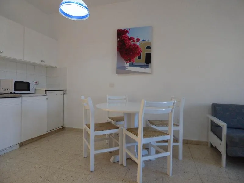 Room, Amore hotel Apts, Cyprus