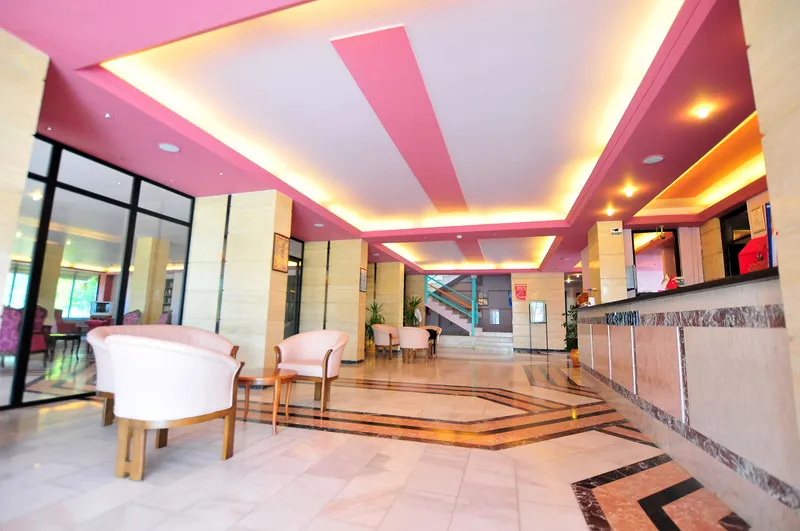 Lobby, Pelin, Dalaman