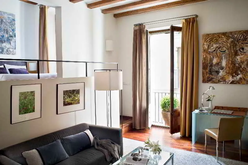 Room, Boria Bcn, Barcelona