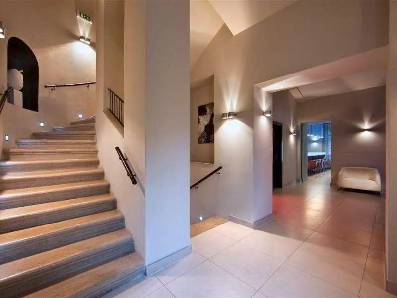 Lobby, Red & Blue Design, Prague