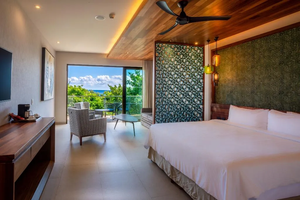 JUNIOR SUITE KING SIZE BED Room, Sandos Playacar All Inclusive, Cancun Area