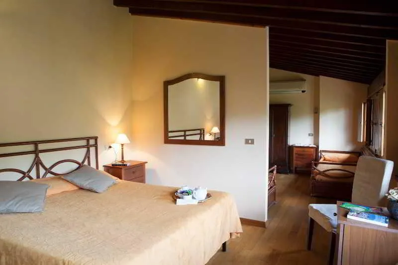TRIPLE STANDARD Room, Villa Bonelli, Florence