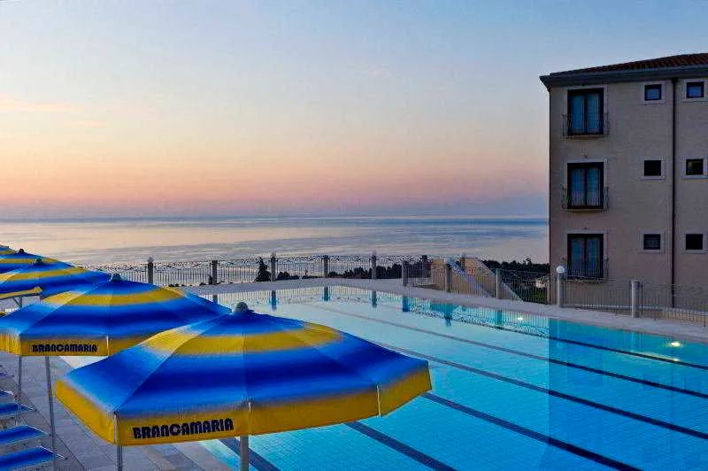 Pool, Brancamaria, Olbia