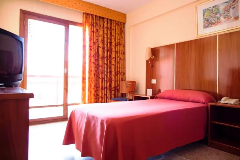 Room, Fleming, Costa Blanca