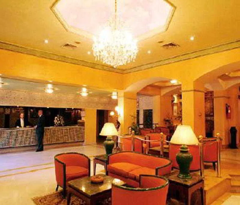 Lobby, Sofia, Fez