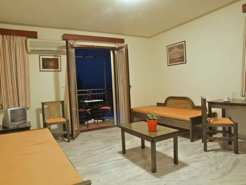 Room, Alexandros M. Studios and Apartments, Crete
