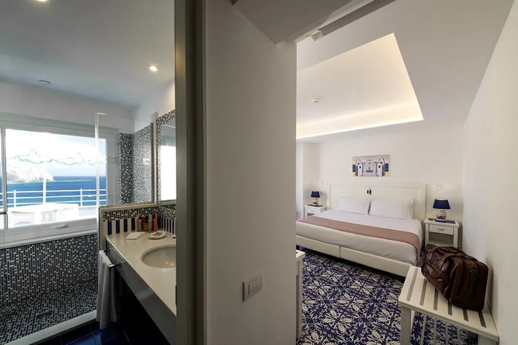 DOUBLE KING BED NON SMOKING Room, Hotel Terme San Michele & SPA, WorldHotels Distinc, Naples