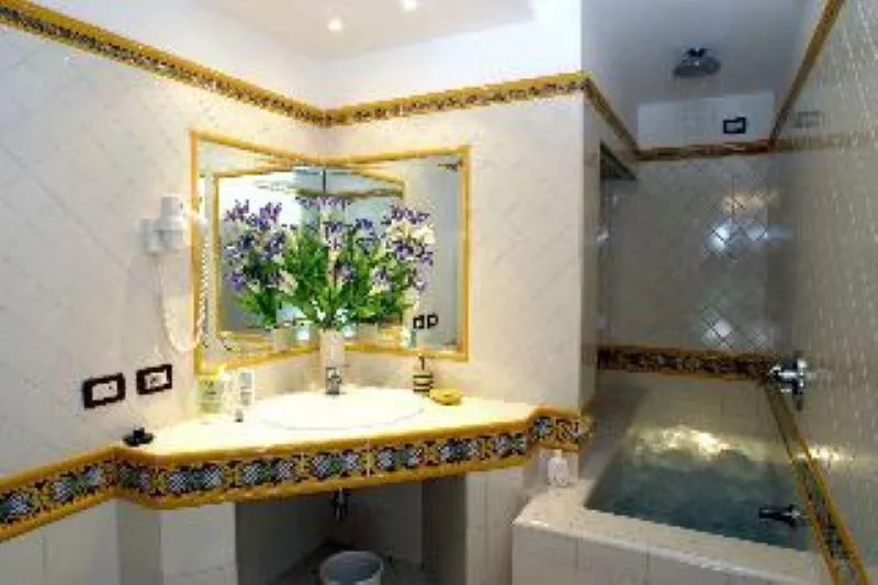 DOUBLE CLASSIC Room, La Tonnarella, Naples