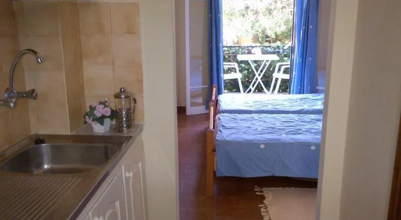 Room, Mayflower, Corfu