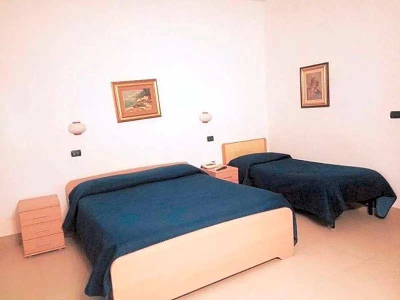 General view, Hotel Caporal, Naples