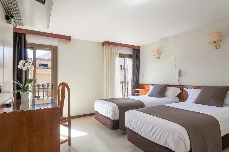 Room, Condal, Barcelona