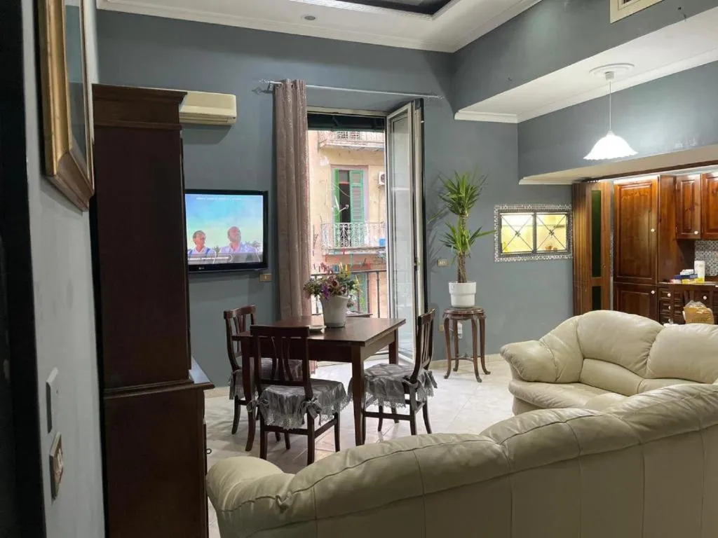 APARTMENT CITY VIEW ONE BEDROOM Room, Iris, Naples