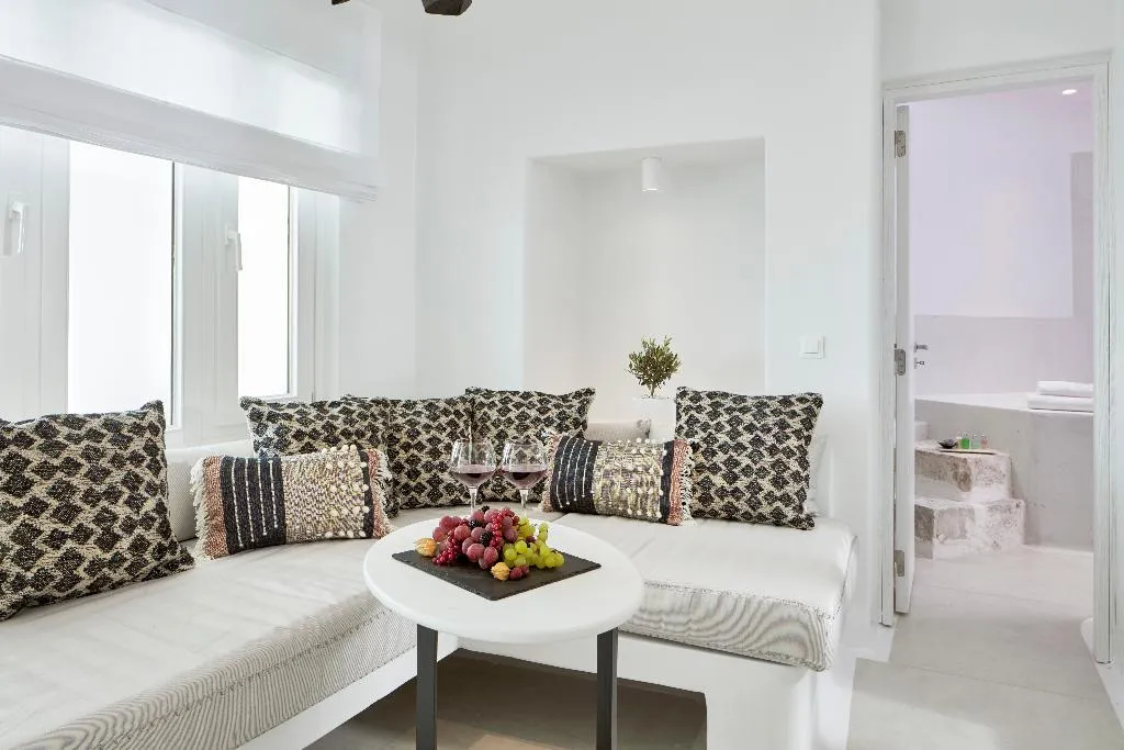 SUITE STANDARD Room, Cosmopolitan Suites, Santorini