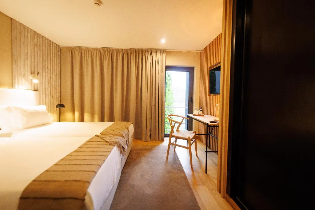 TWIN RIVER VIEW Room, Folgosa Douro Hotel, Porto