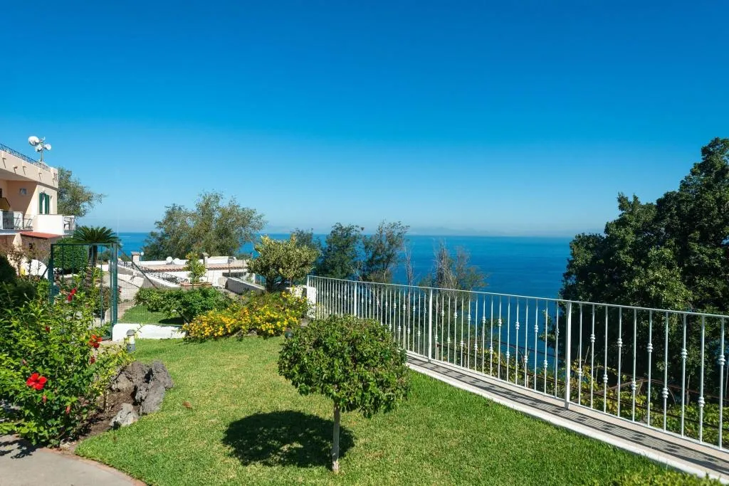 Terrace, Villa Ireos, Naples