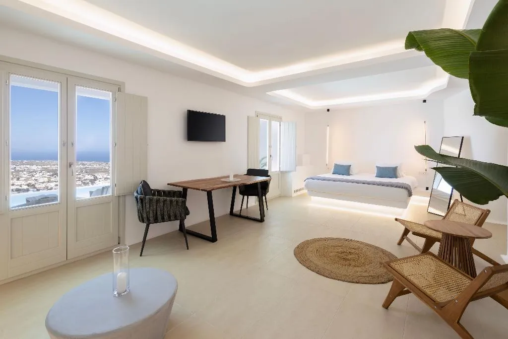 SUITE DELUXE GARDEN VIEW Room, Zannos Melathron Hotel By Omilos Hotels, Santorini