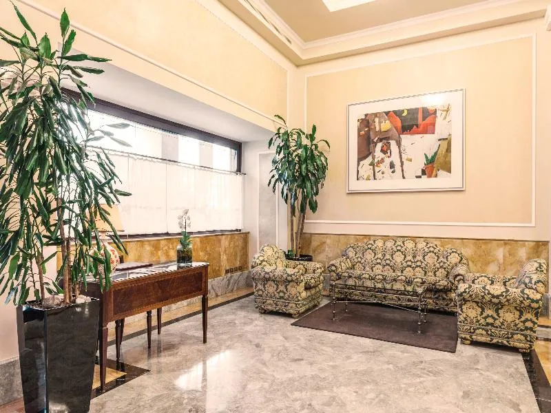Lobby, Doria Grand Hotel, Milan