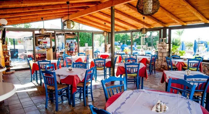 Restaurant, Sotiris Apartments, Kefallinia