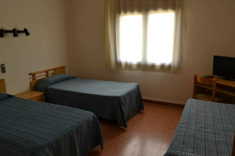 TRIPLE STANDARD Room, Hostal l'Esplai, Costa Brava